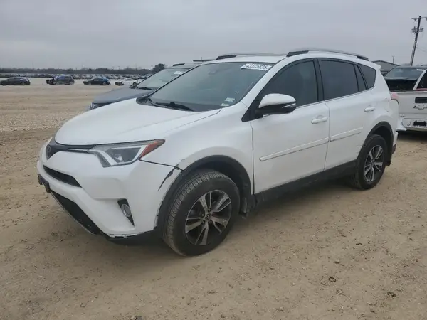 2T3WFREV1JW506368 2018 TOYOTA RAV 4 - Image 1