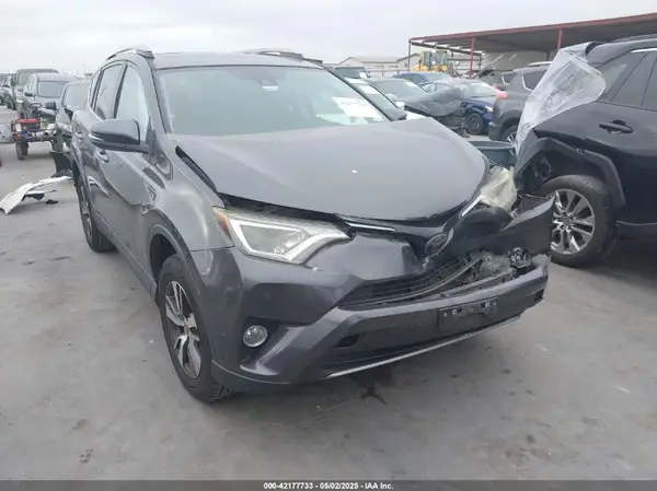 2T3WFREV1JW512476 2018 TOYOTA RAV 4 - Image 1