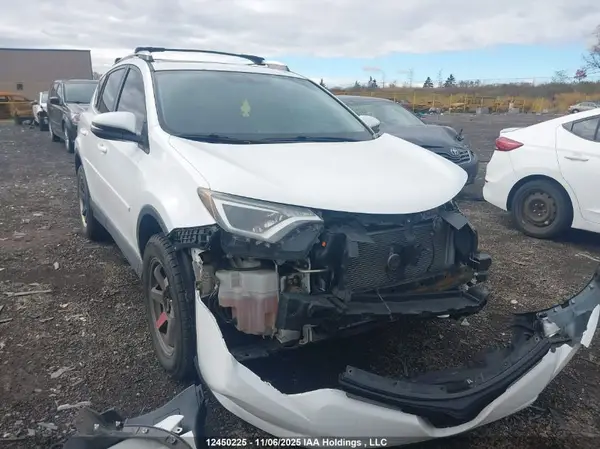 2T3WFREV2GW243624 2016 TOYOTA RAV 4 - Image 1
