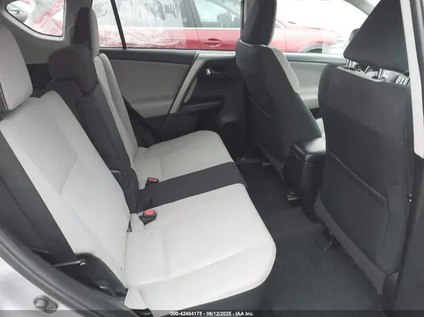 2T3WFREV2GW250637 2016 TOYOTA RAV 4 - Image 8