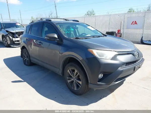 2T3WFREV2GW257457 2016 TOYOTA RAV 4 - Image 1