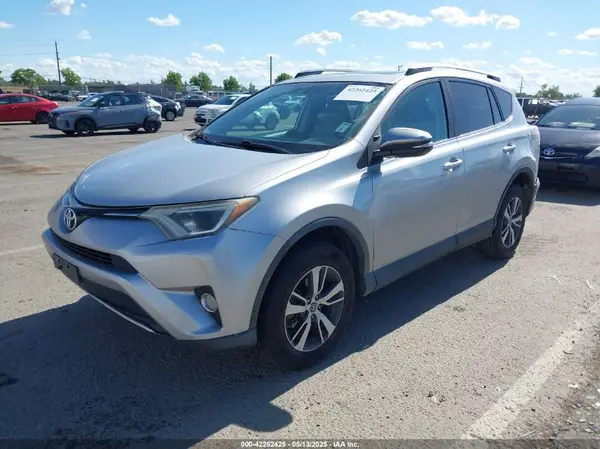2T3WFREV2GW290751 2016 TOYOTA RAV 4 - Image 2