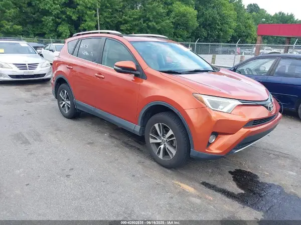 2T3WFREV2GW305054 2016 TOYOTA RAV 4 - Image 1