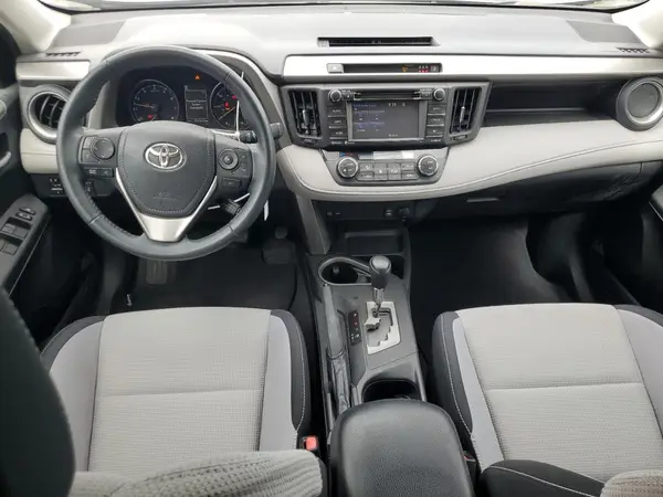 2T3WFREV2HW352330 2017 TOYOTA RAV 4 - Image 8