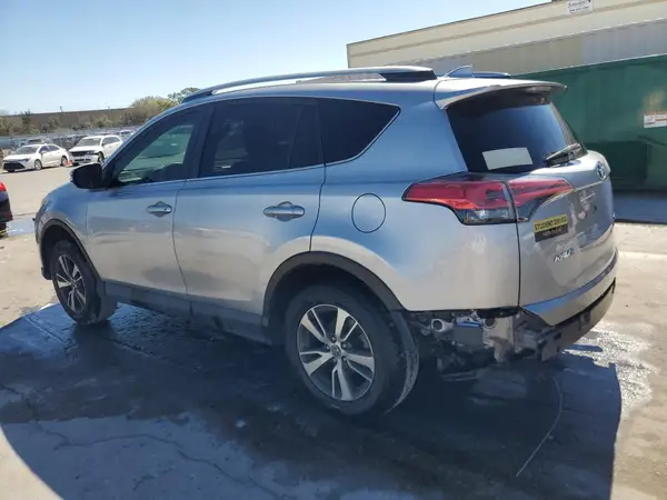 2T3WFREV2HW391306 2017 TOYOTA RAV 4 - Image 2