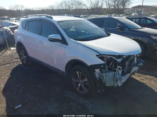 2T3WFREV2HW398319 2017 TOYOTA RAV 4 - Image 1