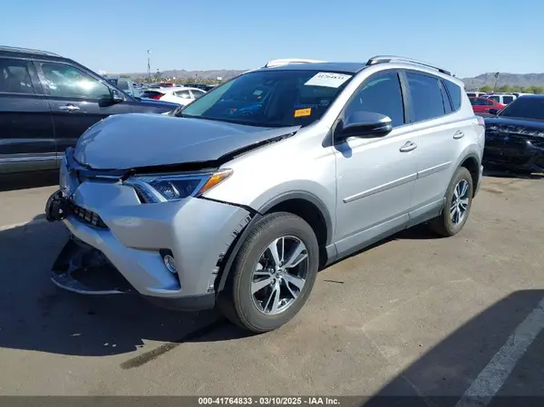 2T3WFREV2HW405480 2017 TOYOTA RAV 4 - Image 2