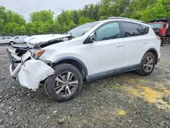 2T3WFREV2JW411592 2018 TOYOTA RAV 4