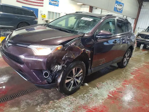 2T3WFREV2JW424441 2018 TOYOTA RAV 4 - Image 1
