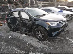 2T3WFREV2JW430305 2018 TOYOTA RAV 4