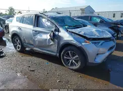 2T3WFREV2JW431521 2018 TOYOTA RAV 4