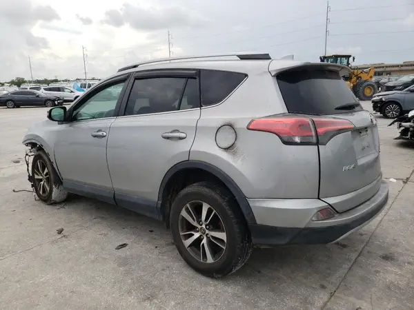 2T3WFREV2JW446388 2018 TOYOTA RAV 4 - Image 2