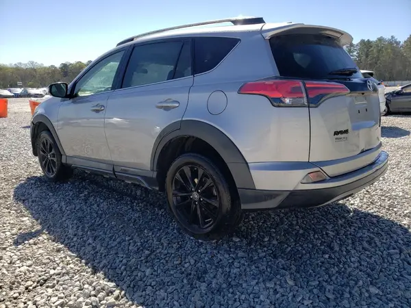 2T3WFREV2JW448786 2018 TOYOTA RAV 4 - Image 2