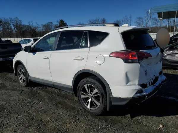 2T3WFREV2JW454202 2018 TOYOTA RAV 4 - Image 2