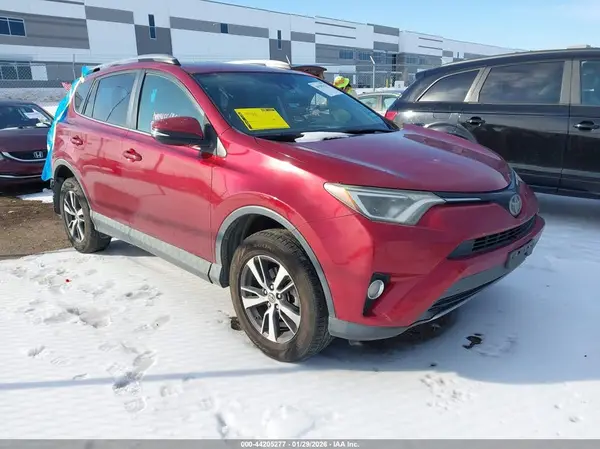 2T3WFREV2JW459948 2018 TOYOTA RAV 4 - Image 1