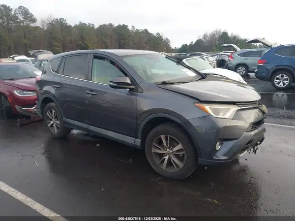 2T3WFREV2JW481285 2018 TOYOTA RAV 4 - Image 1