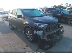 2T3WFREV2JW483635 2018 TOYOTA RAV 4