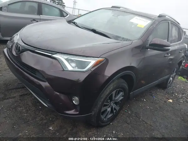2T3WFREV2JW490617 2018 TOYOTA RAV 4 - Image 2