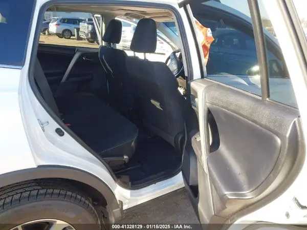 2T3WFREV2JW498720 2018 TOYOTA RAV 4 - Image 8