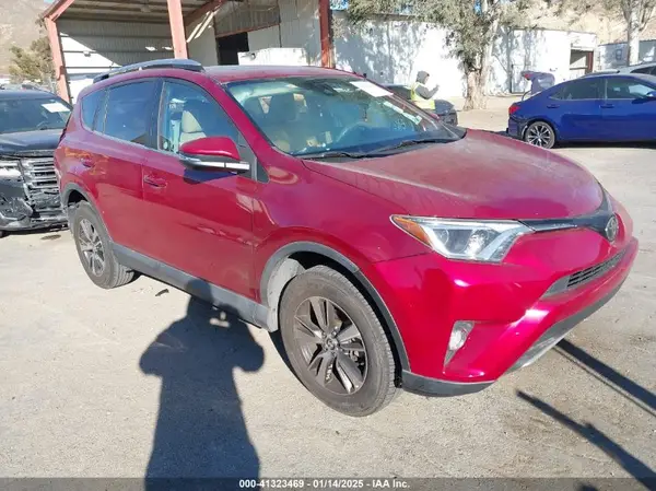 2T3WFREV2JW522692 2018 TOYOTA RAV 4 - Image 1