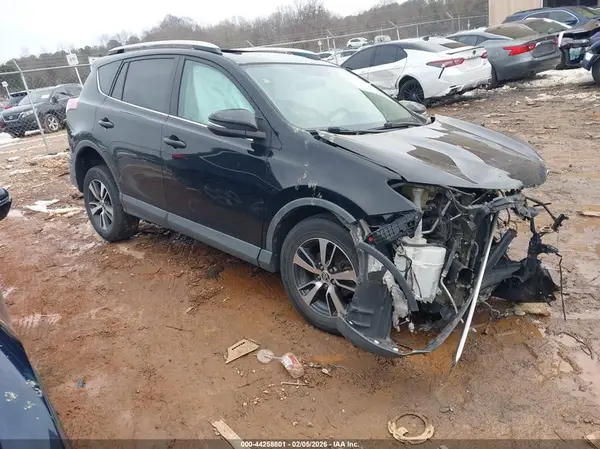 2T3WFREV3GW239307 2016 TOYOTA RAV 4 - Image 1