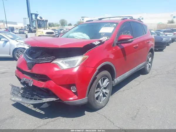 2T3WFREV3GW239632 2016 TOYOTA RAV 4 - Image 2