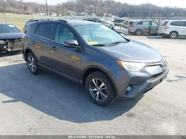 2T3WFREV3GW254020 2016 TOYOTA RAV 4 - Image 1