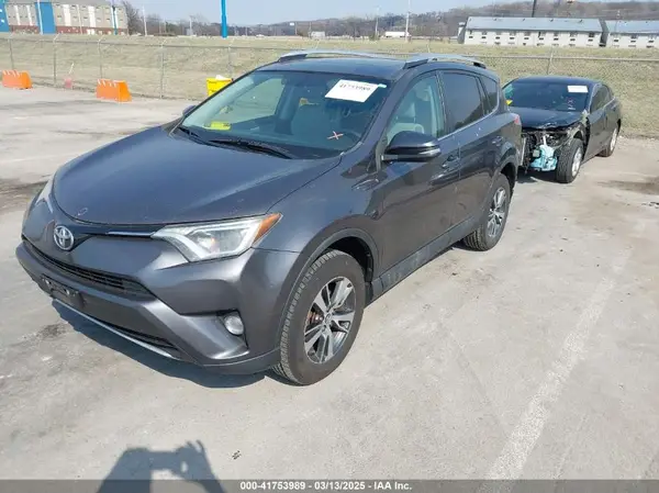 2T3WFREV3GW254020 2016 TOYOTA RAV 4 - Image 2