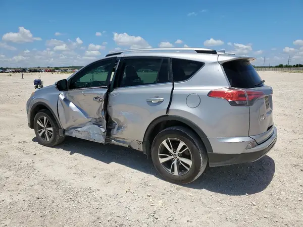 2T3WFREV3HW358119 2017 TOYOTA RAV 4 - Image 2