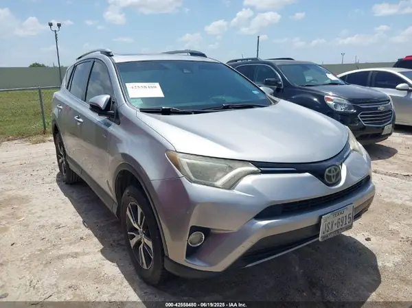 2T3WFREV3HW374983 2017 TOYOTA RAV 4 - Image 1