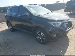 2T3WFREV3JW413223 2018 TOYOTA RAV 4