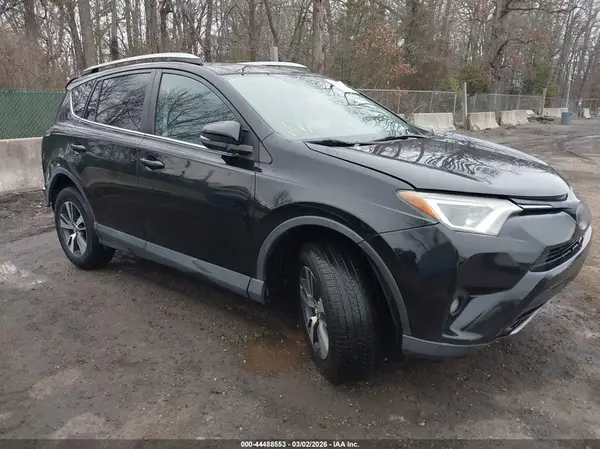 2T3WFREV3JW417837 2018 TOYOTA RAV 4 - Image 1