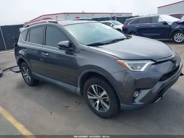 2T3WFREV3JW423959 2018 TOYOTA RAV 4 - Image 1