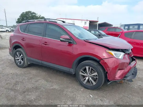 2T3WFREV3JW447811 2018 TOYOTA RAV 4 - Image 1