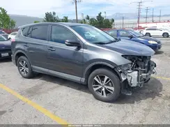 2T3WFREV3JW455679 2018 TOYOTA RAV 4