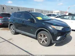 2T3WFREV3JW461563 2018 TOYOTA RAV 4