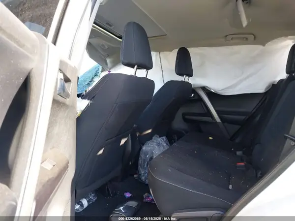 2T3WFREV3JW484955 2018 TOYOTA RAV 4 - Image 8