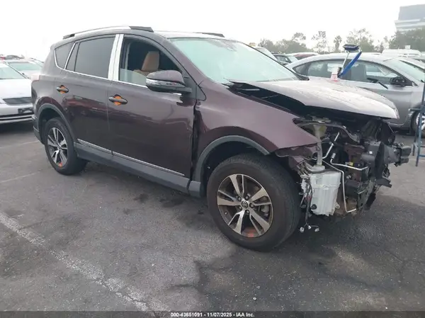 2T3WFREV4GW244144 2016 TOYOTA RAV 4 - Image 1