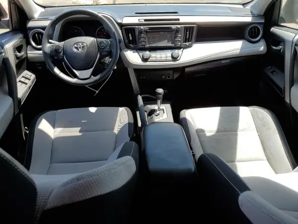 2T3WFREV4HW319829 2017 TOYOTA RAV 4 - Image 8