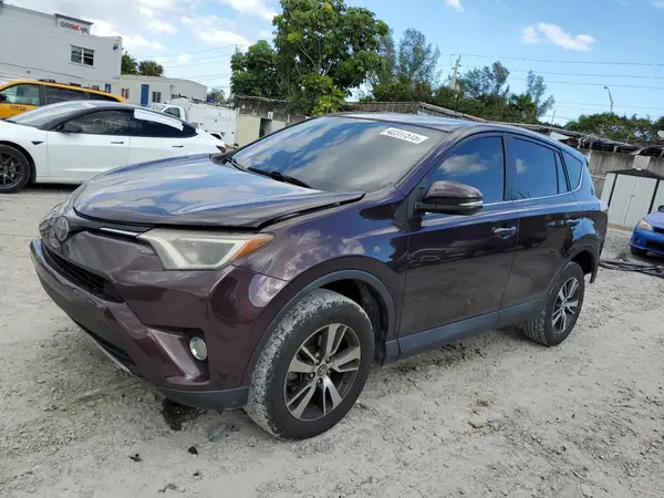 2T3WFREV4HW367993 2017 TOYOTA RAV 4 - Image 1