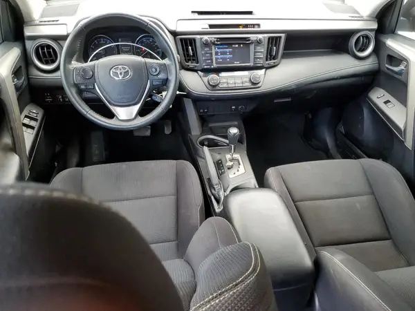 2T3WFREV4HW367993 2017 TOYOTA RAV 4 - Image 8