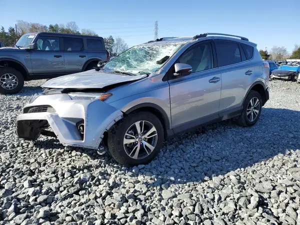 2T3WFREV4HW368299 2017 TOYOTA RAV 4 - Image 1