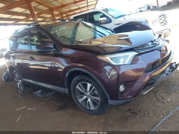 2T3WFREV4HW404542 2017 TOYOTA RAV 4 - Image 1