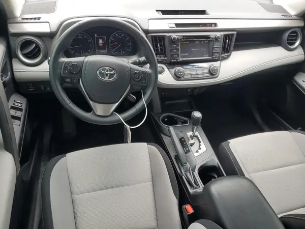2T3WFREV4JW416227 2018 TOYOTA RAV 4 - Image 8