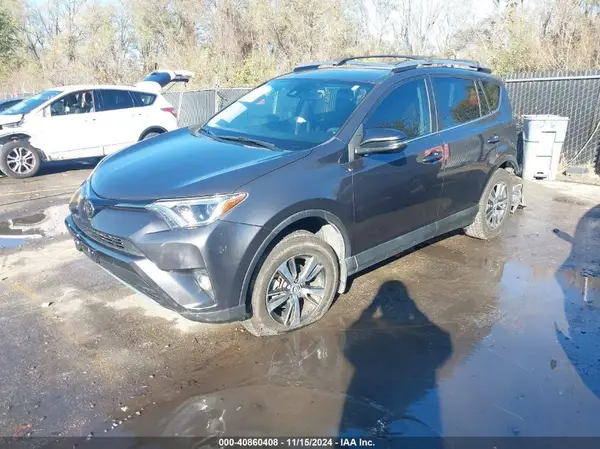 2T3WFREV4JW430970 2018 TOYOTA RAV 4 - Image 2