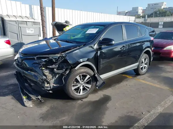2T3WFREV4JW434176 2018 TOYOTA RAV 4 - Image 2