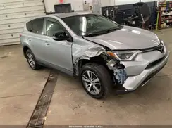 2T3WFREV4JW465797 2018 TOYOTA RAV 4