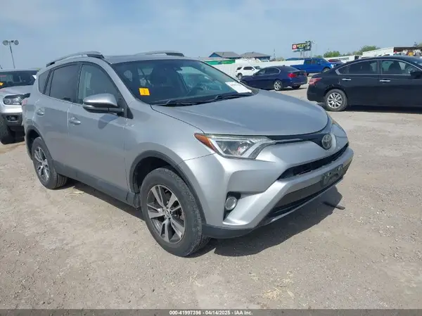2T3WFREV4JW474953 2018 TOYOTA RAV 4 - Image 1