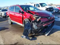 2T3WFREV4JW492661 2018 TOYOTA RAV 4