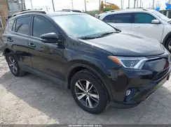 2T3WFREV4JW495379 2018 TOYOTA RAV 4